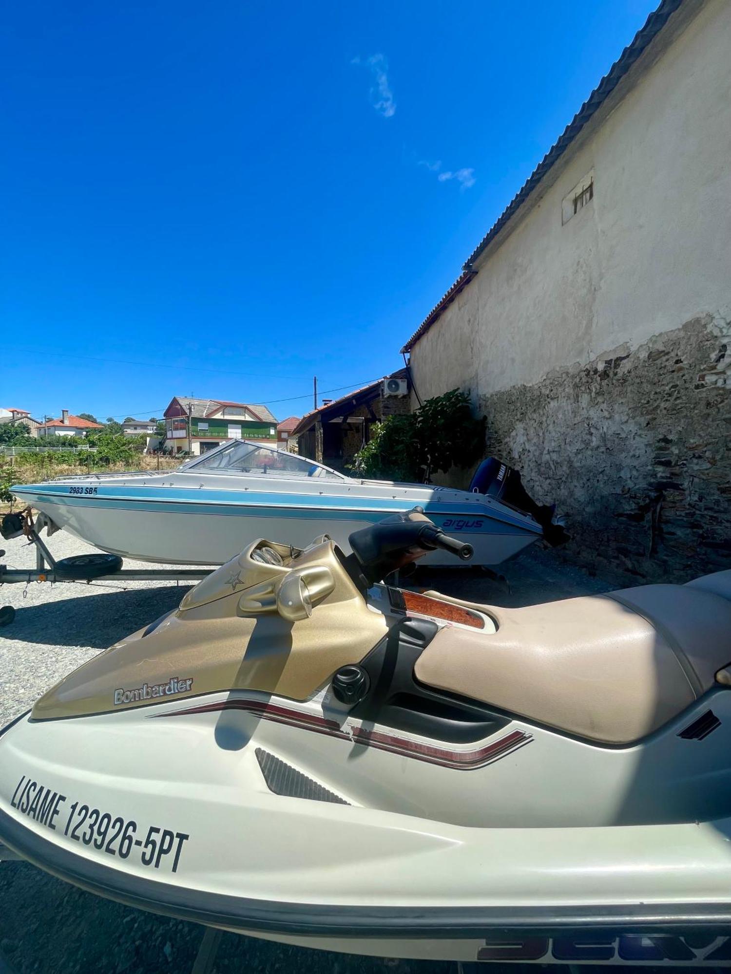 Turismo E Alojamento Dos Lagos Do Sabor - Piscina & Spa Meirinhos Bagian luar foto