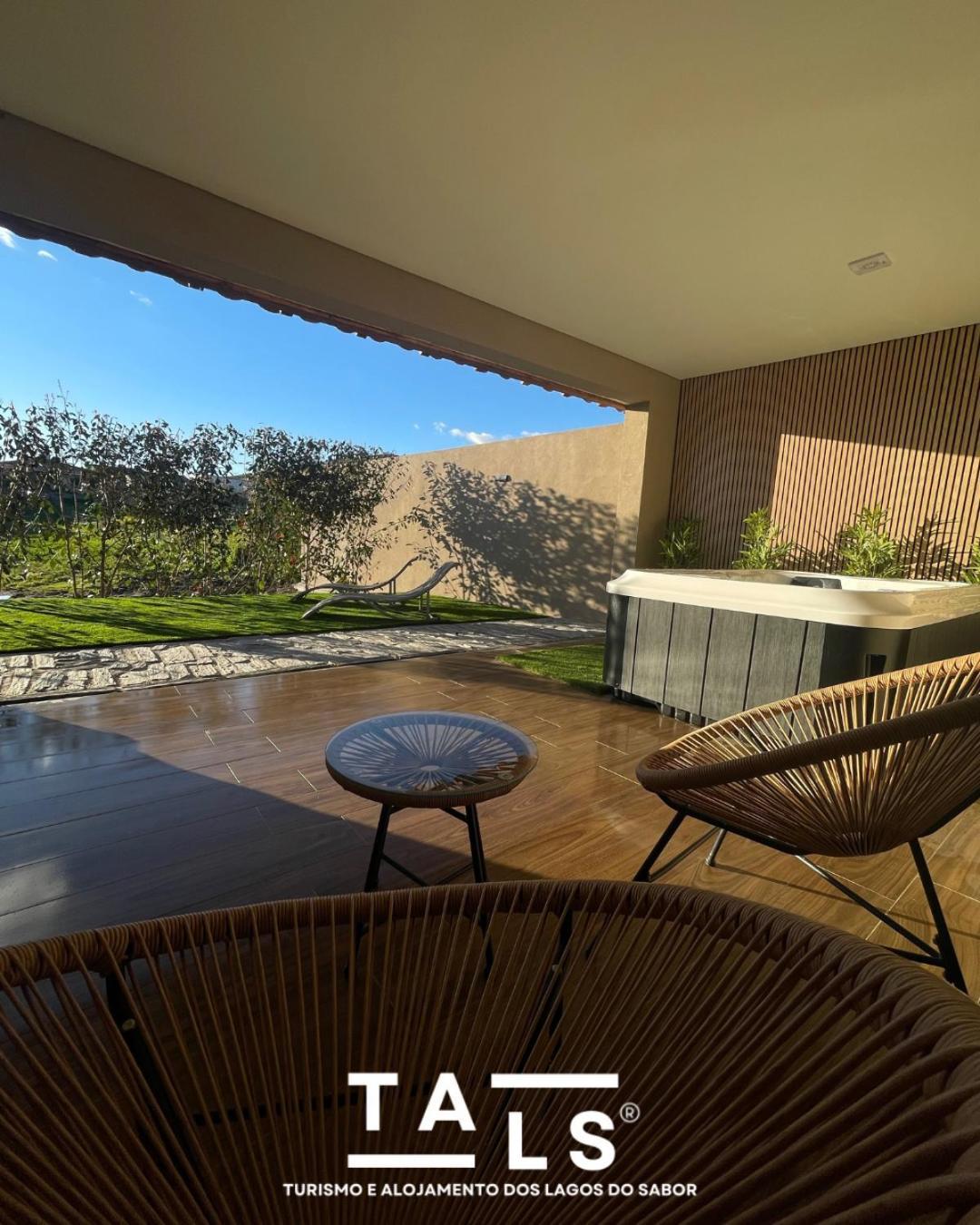 Turismo E Alojamento Dos Lagos Do Sabor - Piscina & Spa Meirinhos Bagian luar foto